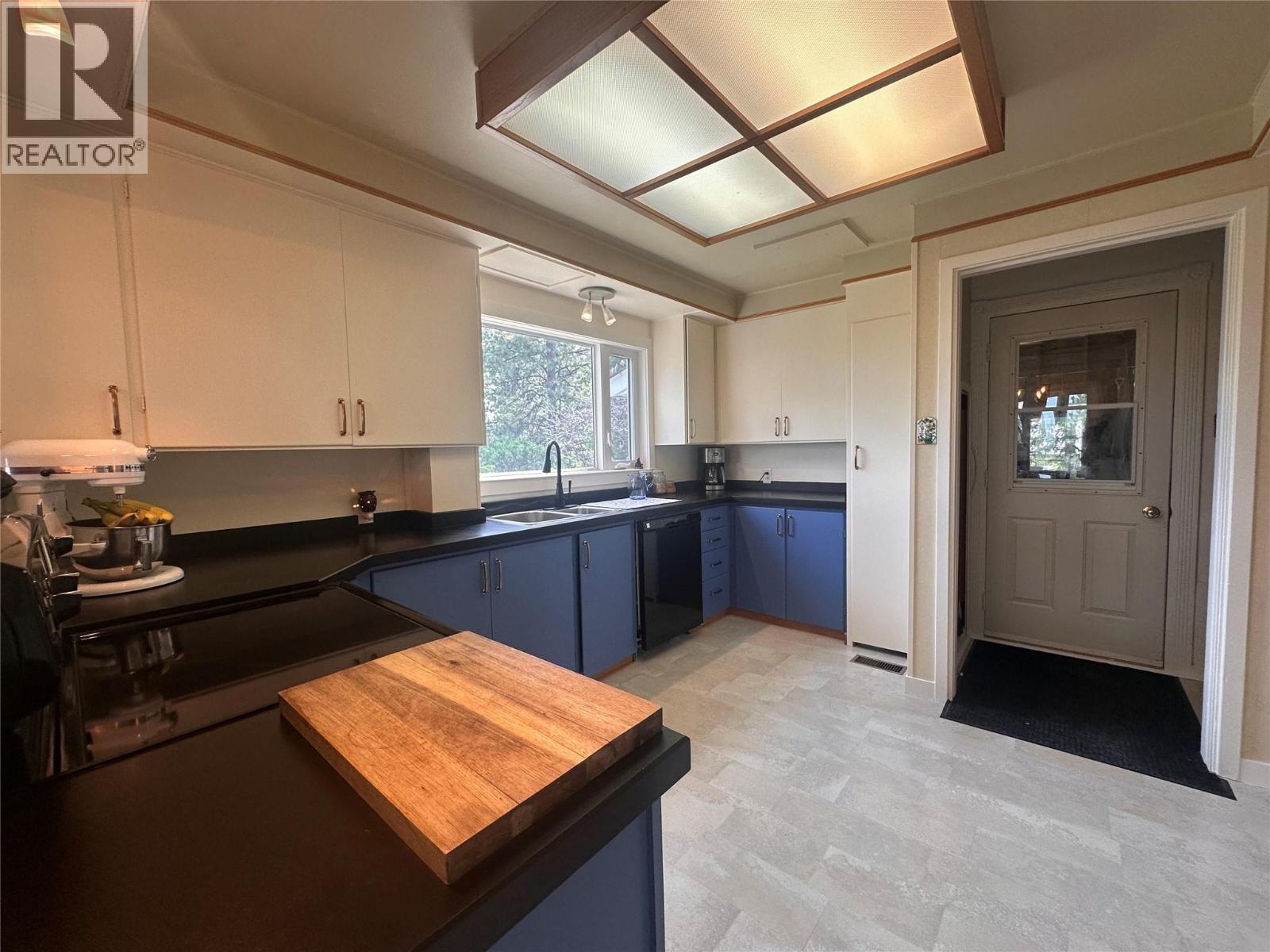 4152 Elk Drive, Ta Ta Creek, British Columbia  V0B 2H0 - Photo 29 - 10362649