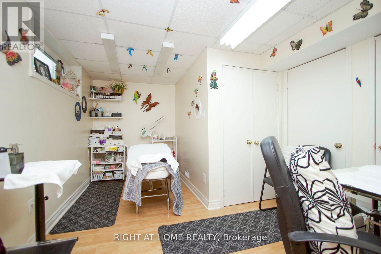 207 Hallett Avenue, Whitby, Ontario  L1N 5K9 - Photo 24 - E12407148