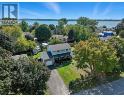 17 ELGIN STREET W