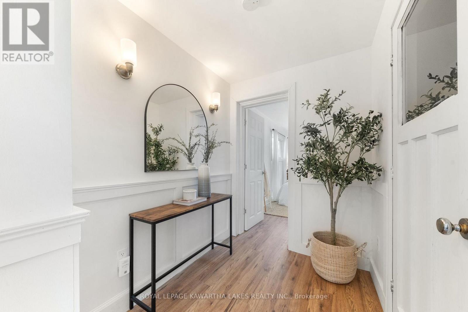 19 Prince Street E, Kawartha Lakes, Ontario  K0M 1A0 - Photo 11 - X12407167