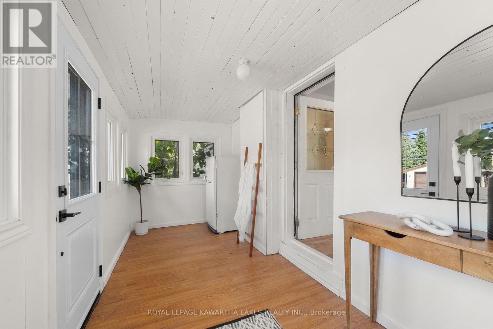 19 Prince Street E, Kawartha Lakes, Ontario  K0M 1A0 - Photo 12 - X12407167