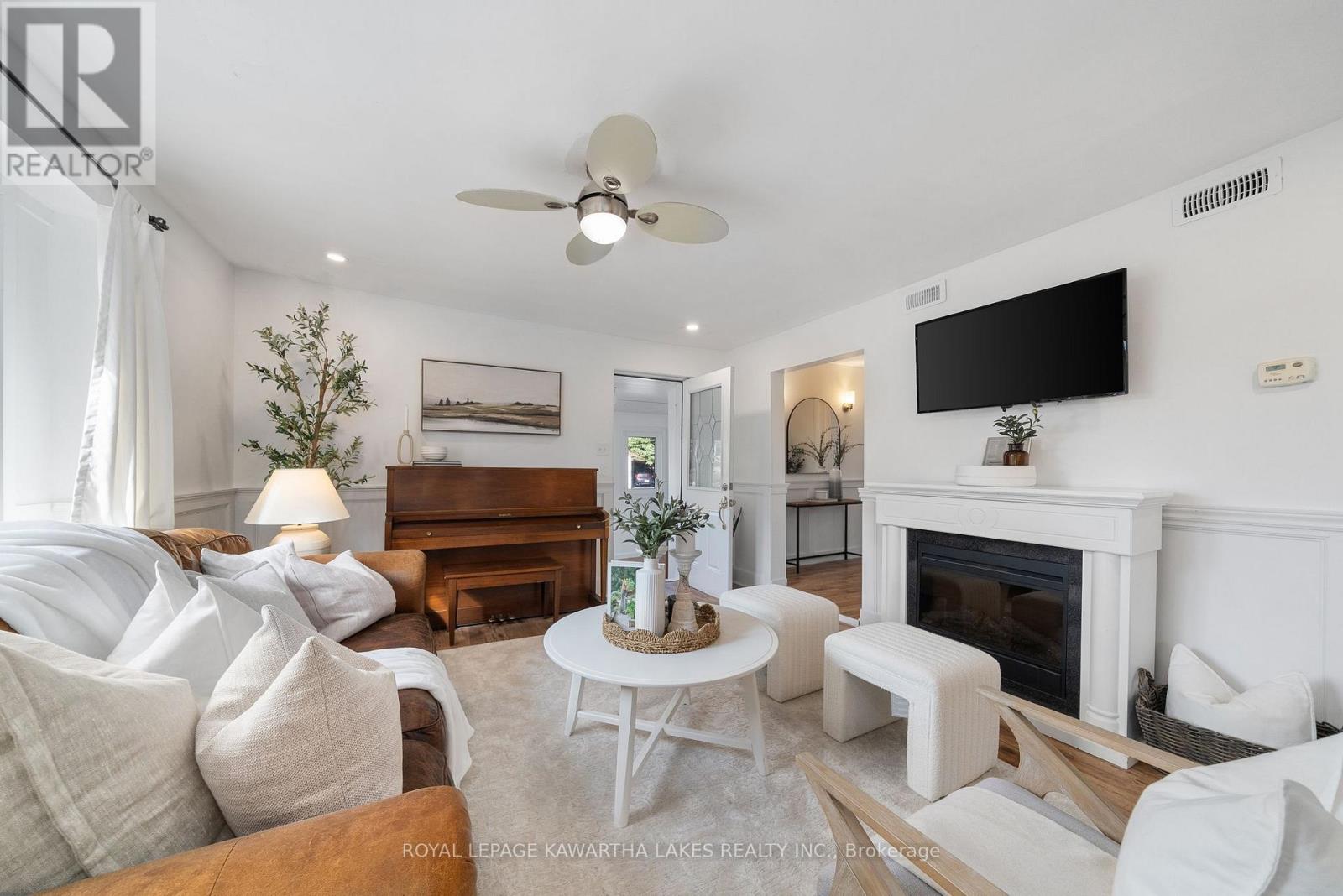 19 Prince Street E, Kawartha Lakes, Ontario  K0M 1A0 - Photo 17 - X12407167