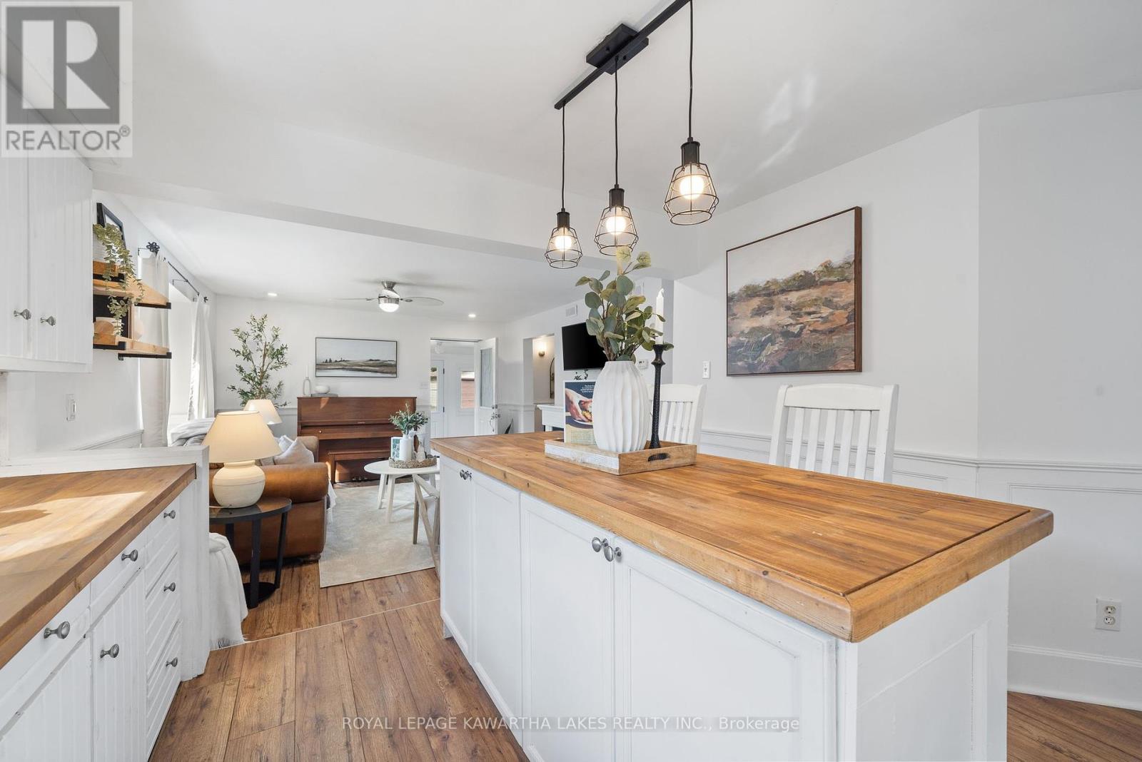 19 Prince Street E, Kawartha Lakes, Ontario  K0M 1A0 - Photo 25 - X12407167