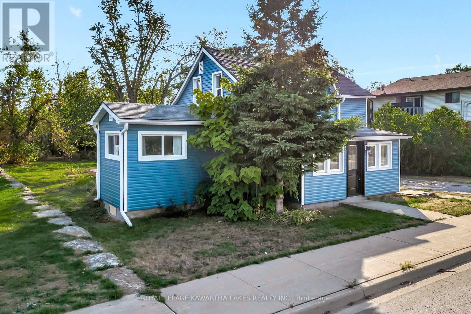 19 Prince Street E, Kawartha Lakes, Ontario  K0M 1A0 - Photo 7 - X12407167