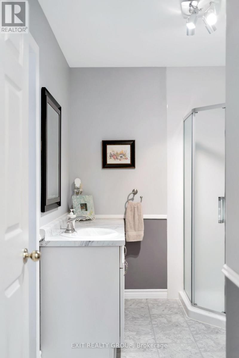 5 Cretney Drive, Prince Edward County, Ontario  K0K 3L0 - Photo 30 - X12407179