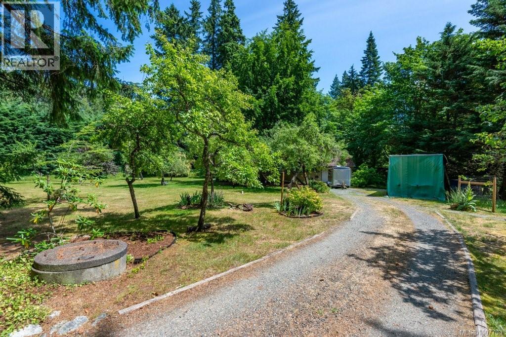 3951 Forbidden Plateau Rd, Courtenay, British Columbia  V9J 1P9 - Photo 25 - 1007703