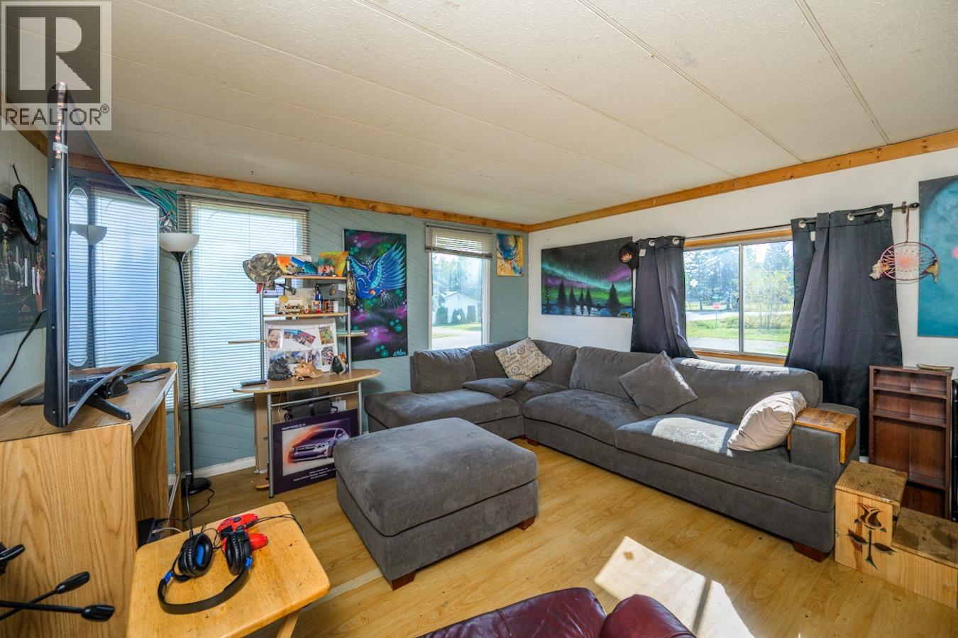 2127 W Mclaren Road, Prince George, British Columbia  V2N 6T8 - Photo 3 - R3048338