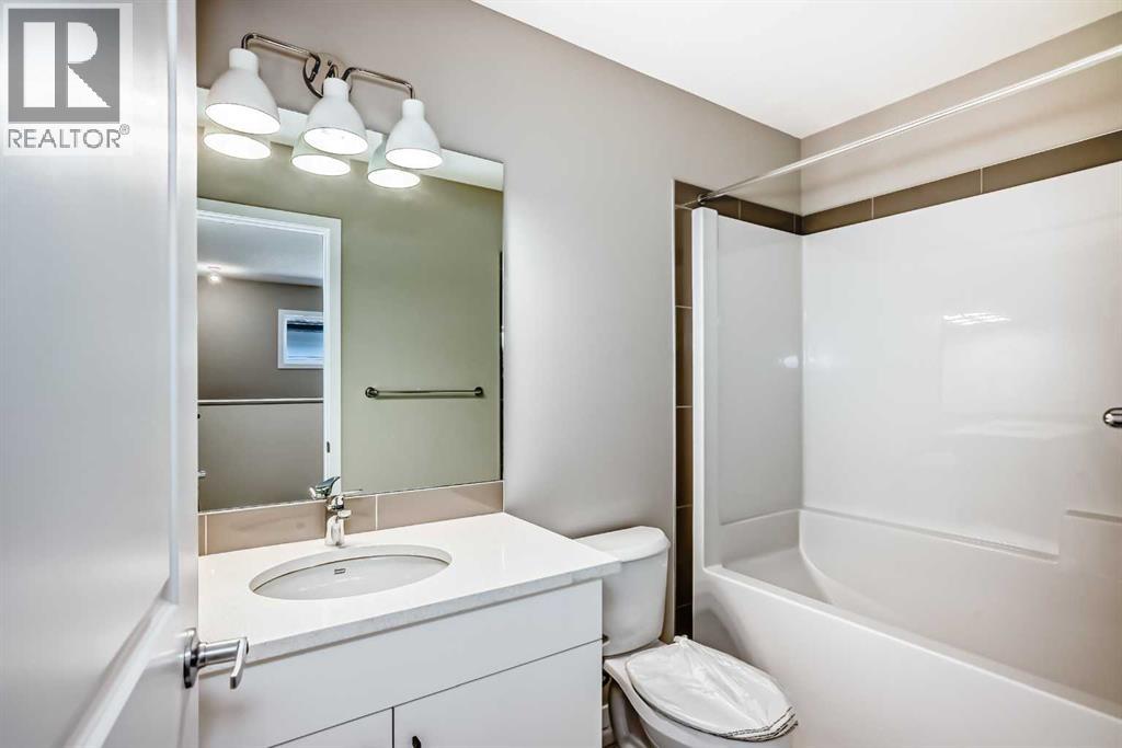 15 Magnolia Street, Calgary, Alberta  T3M 4C8 - Photo 29 - A2238787