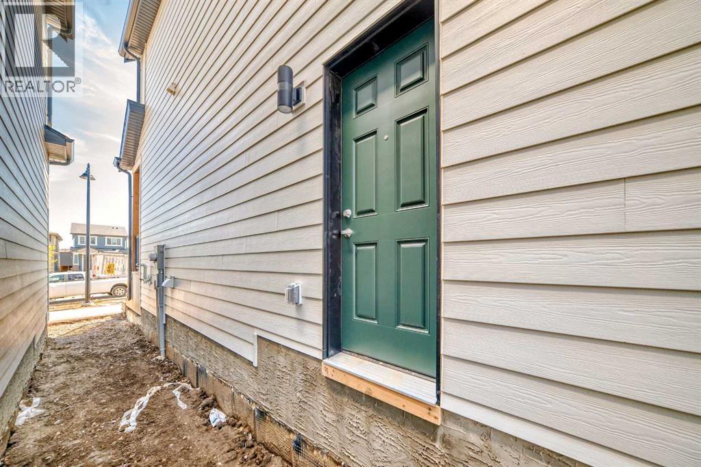 15 Magnolia Street, Calgary, Alberta  T3M 4C8 - Photo 42 - A2238787
