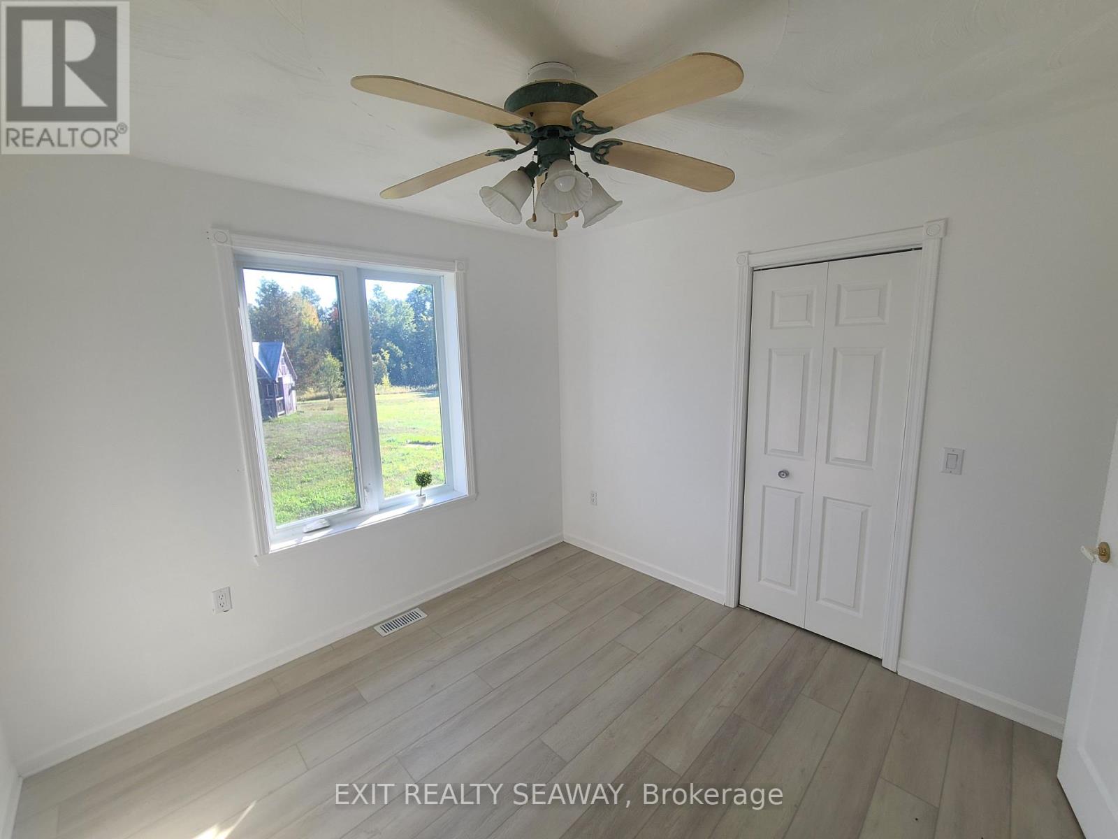 3395 Loch Garry Road N, North Glengarry, Ontario  K0C 1B0 - Photo 10 - X12407149