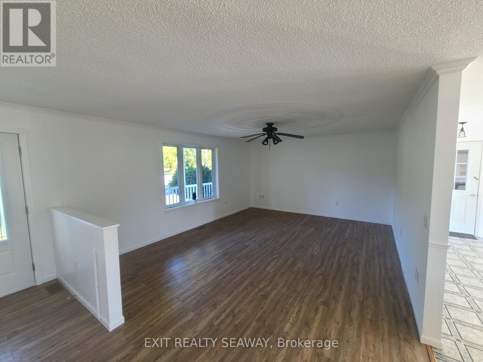 3395 Loch Garry Road N, North Glengarry, Ontario  K0C 1B0 - Photo 4 - X12407149