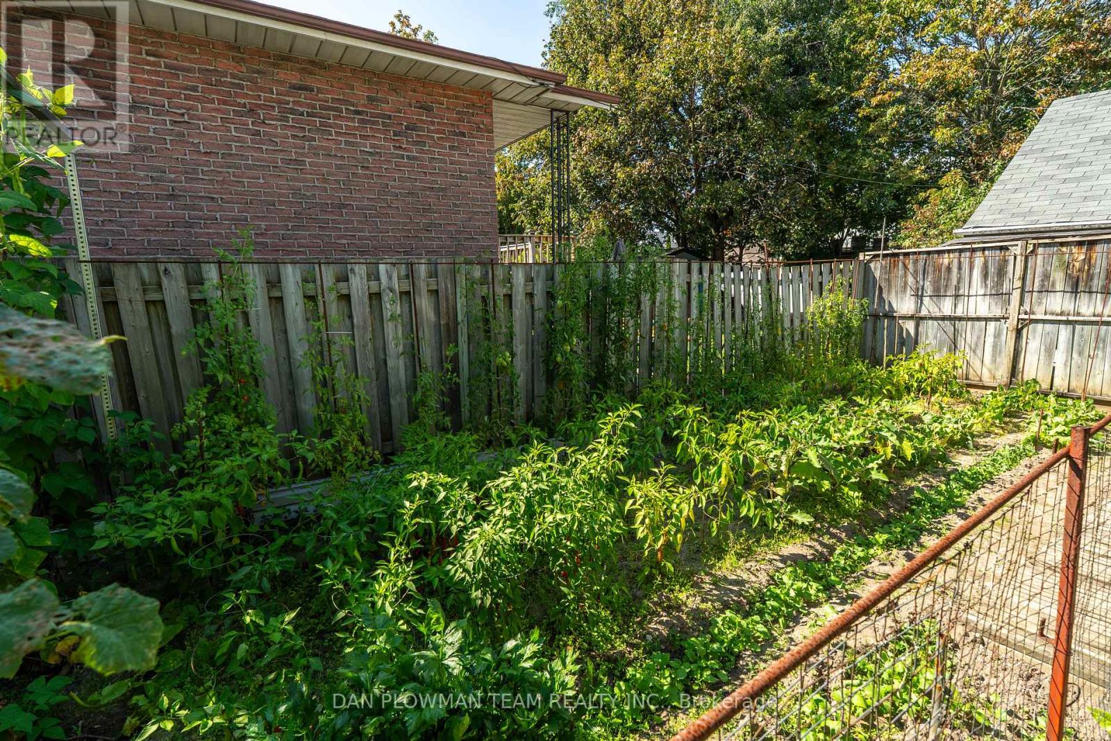 292 Gibbons Street, Oshawa, Ontario  L1J 4Y8 - Photo 47 - E12407032