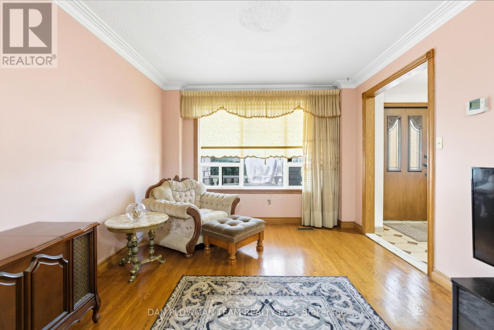 292 Gibbons Street, Oshawa, Ontario  L1J 4Y8 - Photo 8 - E12407032