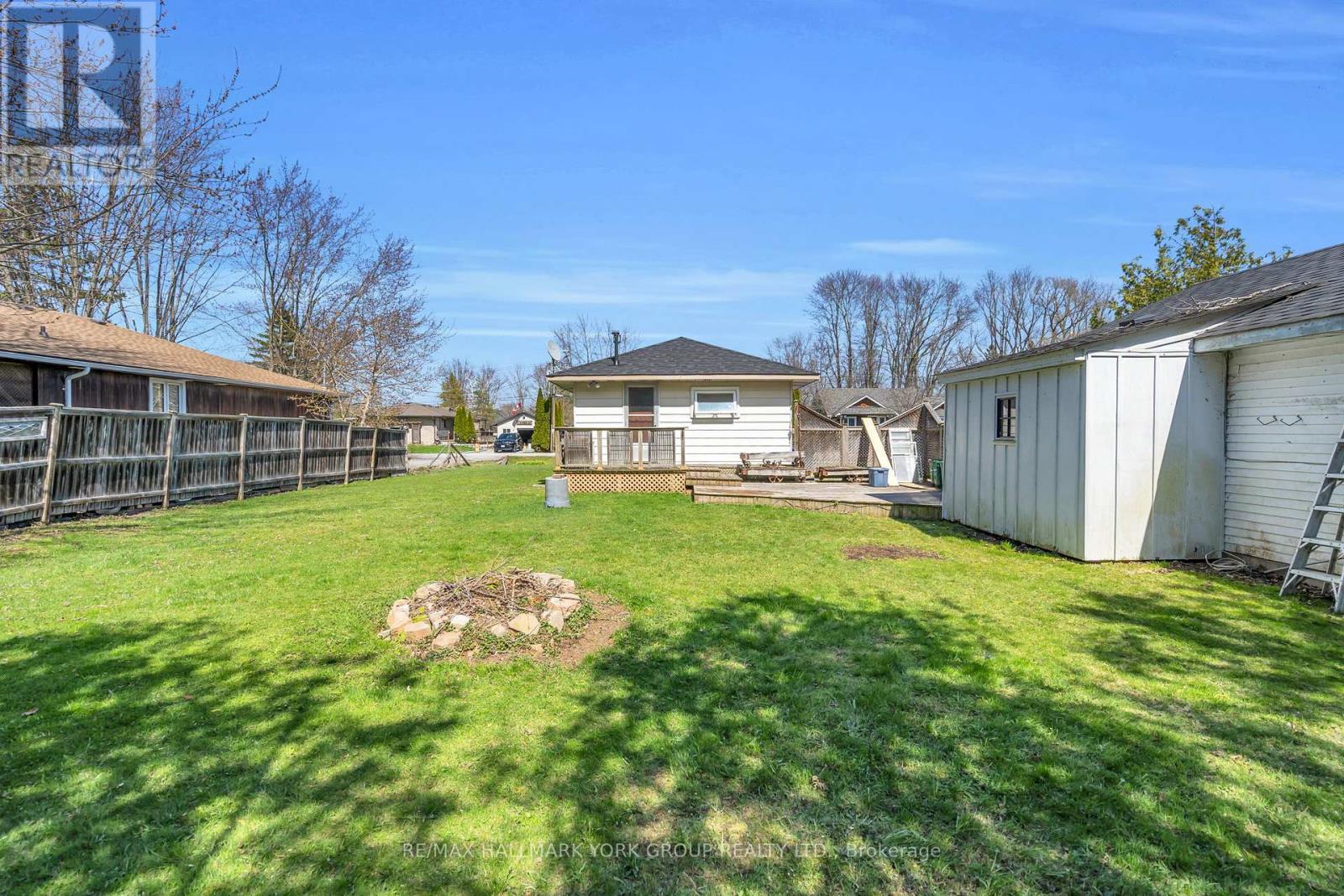 122 Sunset Beach Road, Georgina, Ontario  L0E 1N0 - Photo 33 - N12407079