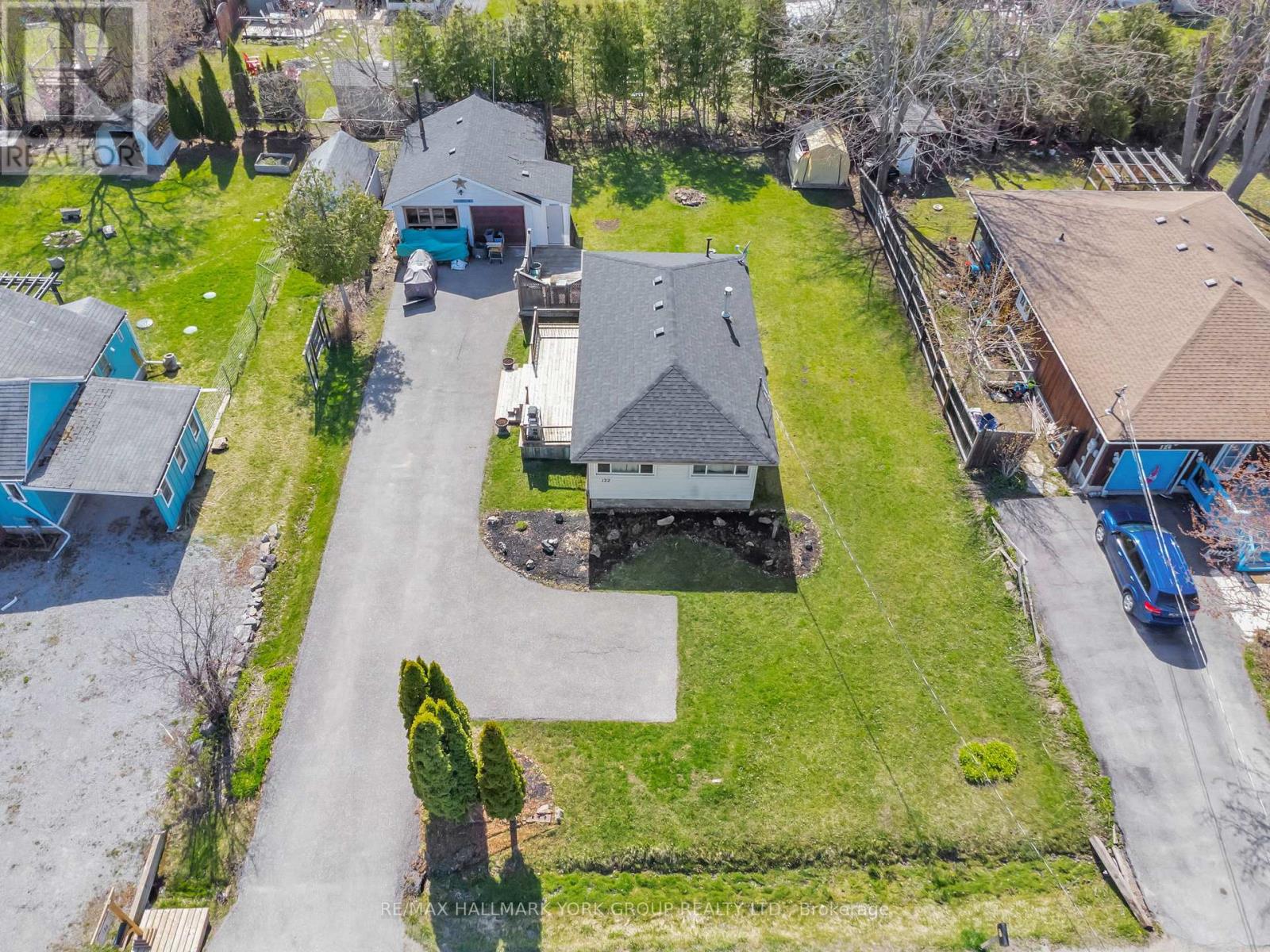 122 Sunset Beach Road, Georgina, Ontario  L0E 1N0 - Photo 4 - N12407079