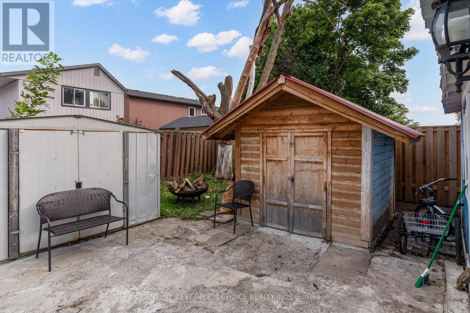 18 Hernon Court, Brampton, Ontario  L6S 2B9 - Photo 41 - W12389351