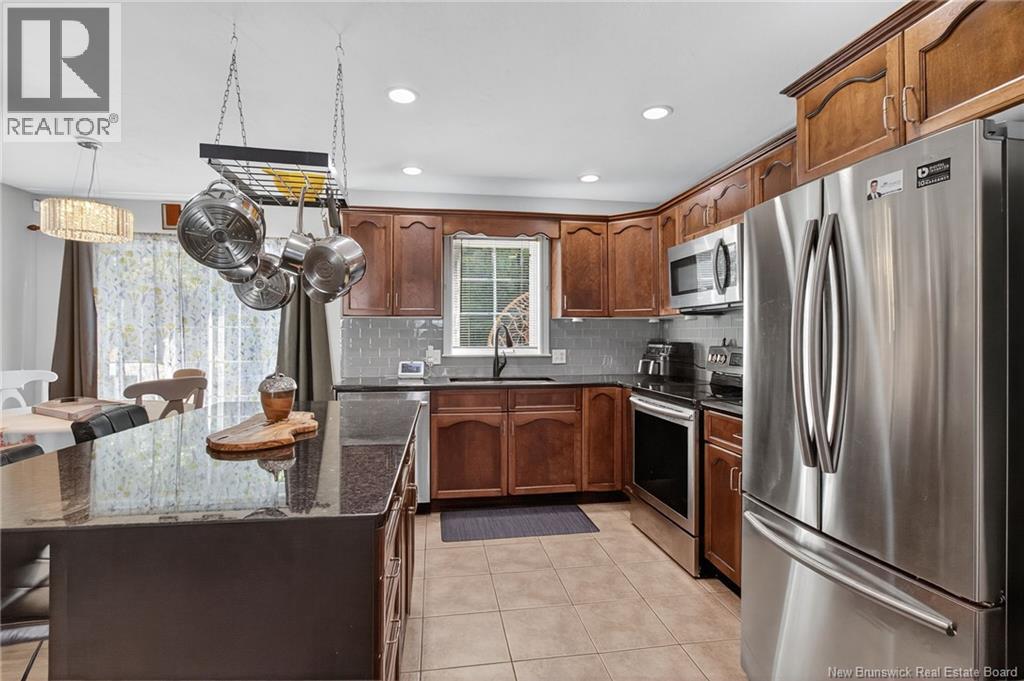 28 Glenforest Drive, Riverview, New Brunswick  E1B 4X3 - Photo 8 - NB126716