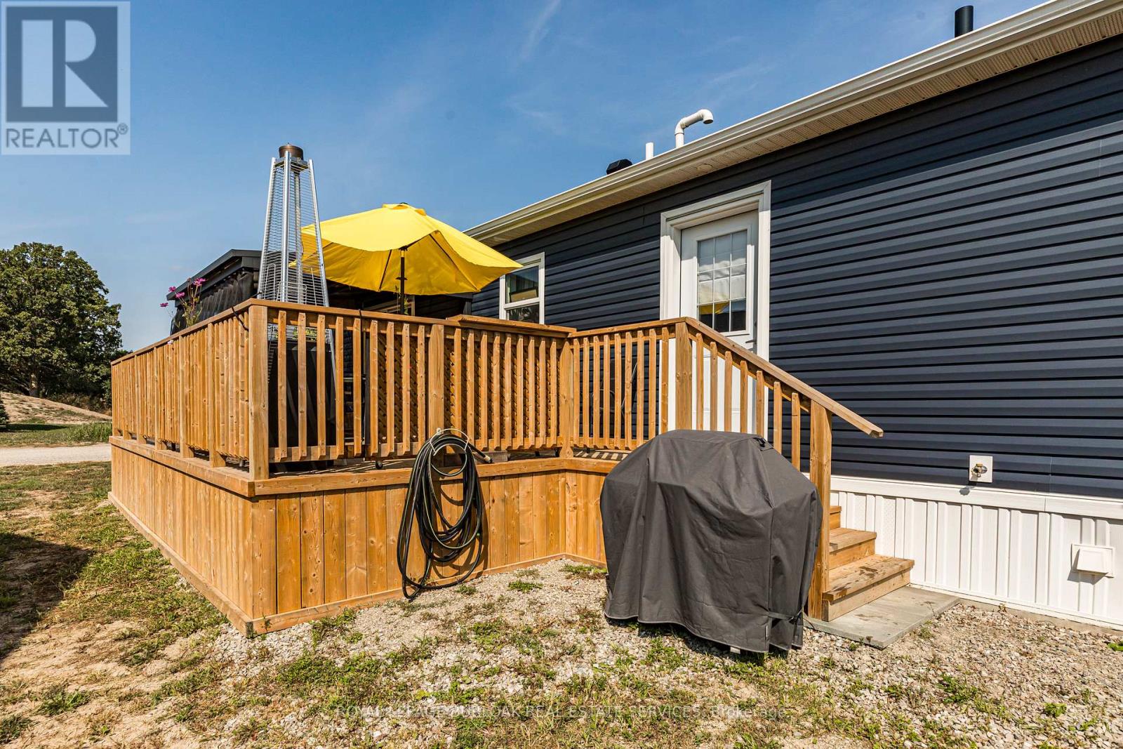 29 Hickory Hollow, Haldimand, Ontario  N0A 1L0 - Photo 35 - X12144898