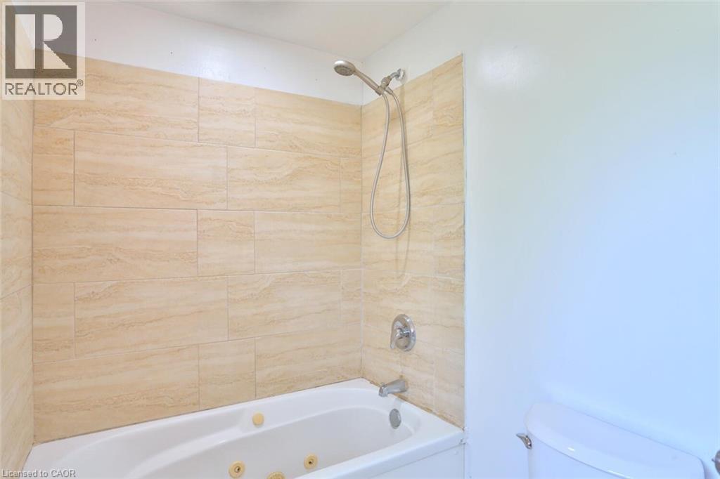9 Bloomingdale Road N, Kitchener, Ontario  N2K 1A3 - Photo 24 - 40765753
