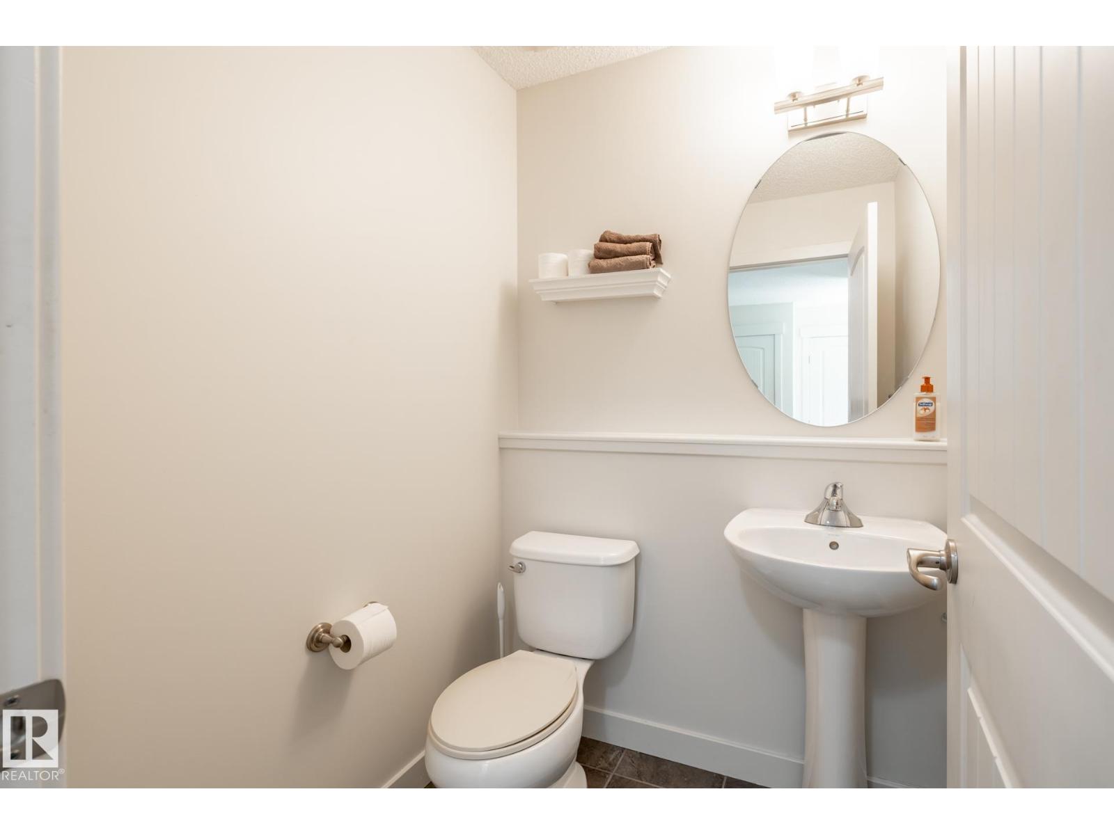 3010 Harvey Cr Nw, Edmonton, Alberta  T6M 0N2 - Photo 5 - E4457994