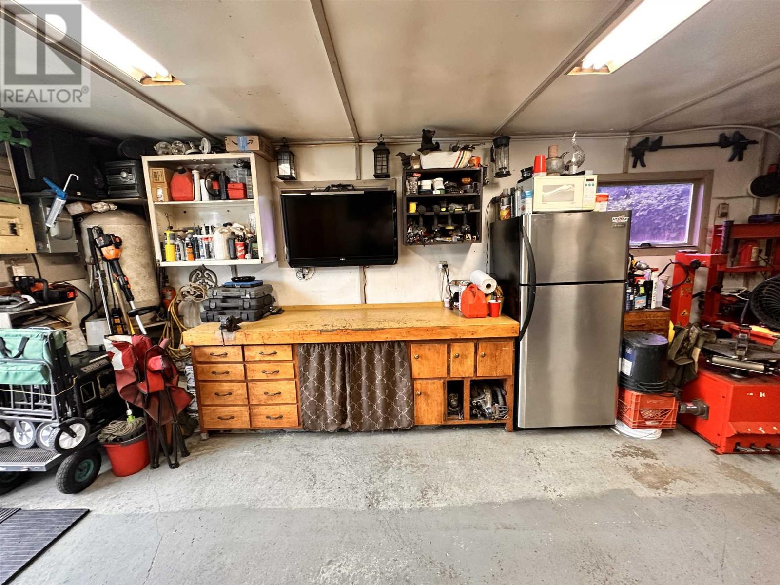 212 Hillside Dr S, Elliot Lake, Ontario  P5A 1N5 - Photo 24 - SM252056