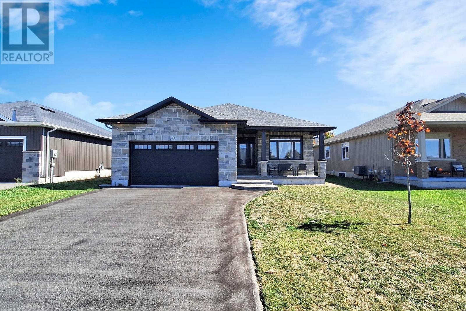 29 GAVIN CRESCENT, Quinte West, Ontario