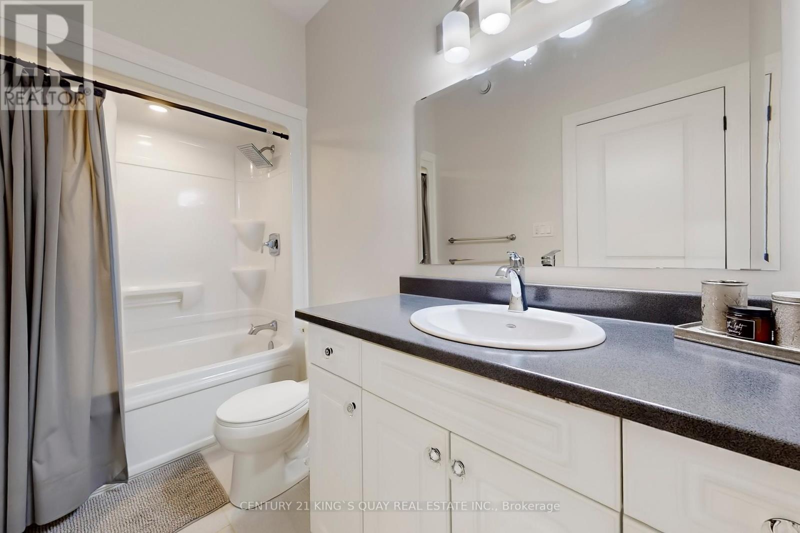 29 Gavin Crescent, Quinte West, Ontario  K8V 0H2 - Photo 28 - X12407048