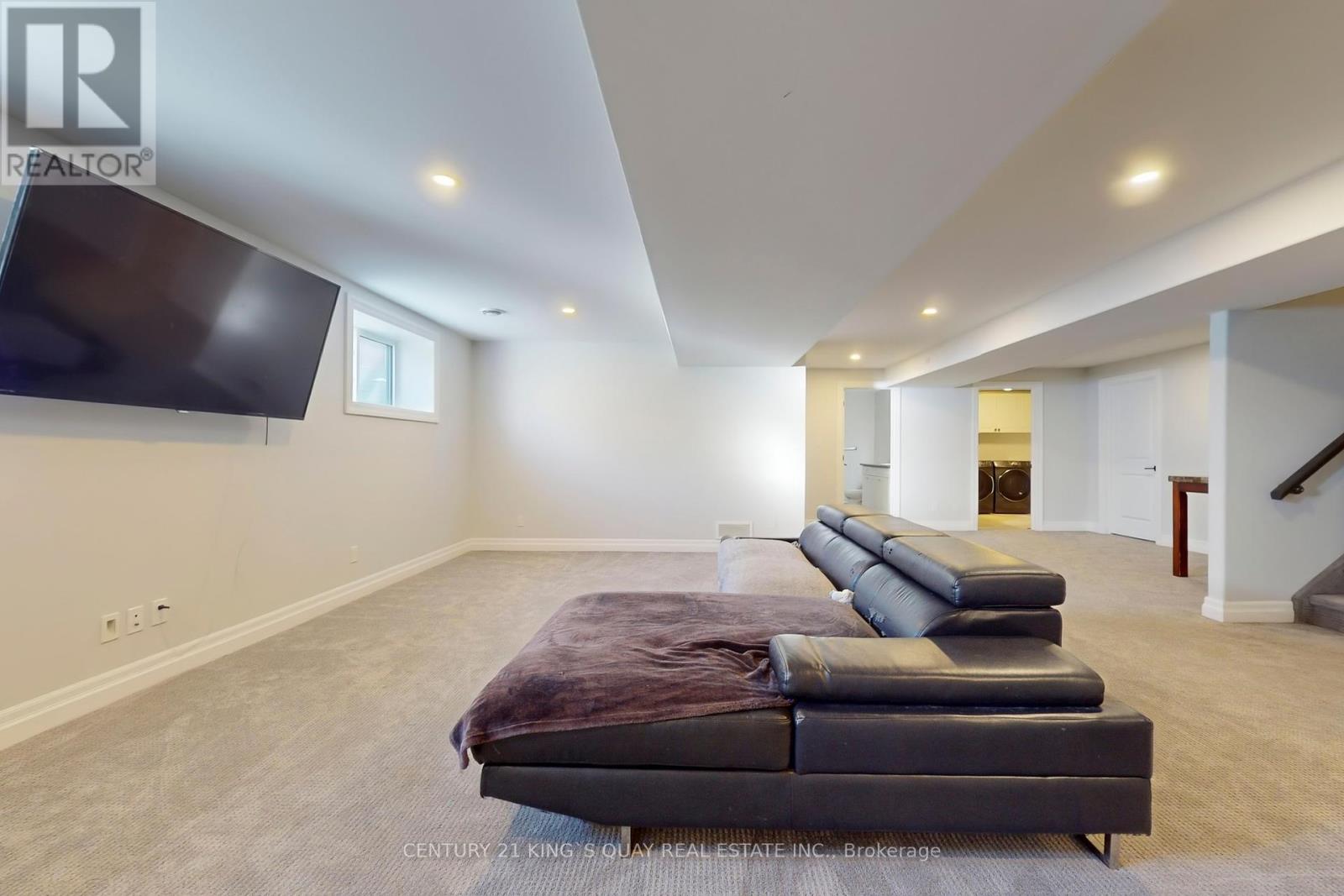 29 Gavin Crescent, Quinte West, Ontario  K8V 0H2 - Photo 34 - X12407048