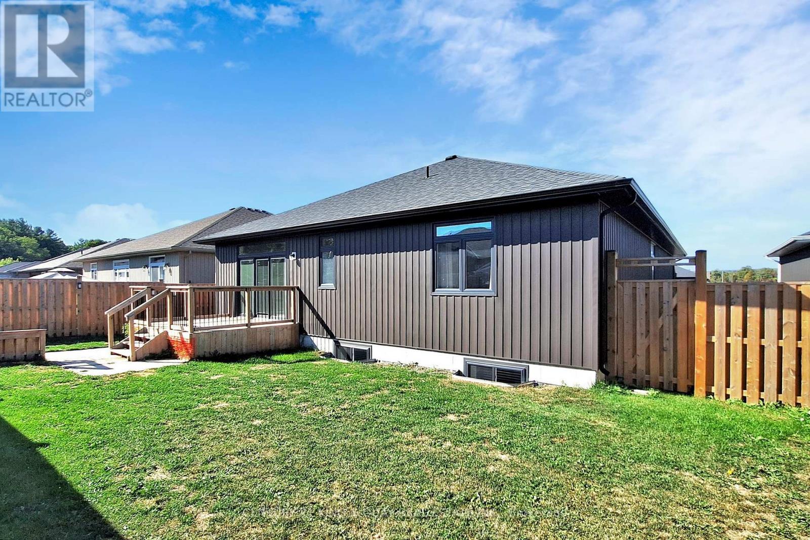 29 Gavin Crescent, Quinte West, Ontario  K8V 0H2 - Photo 49 - X12407048