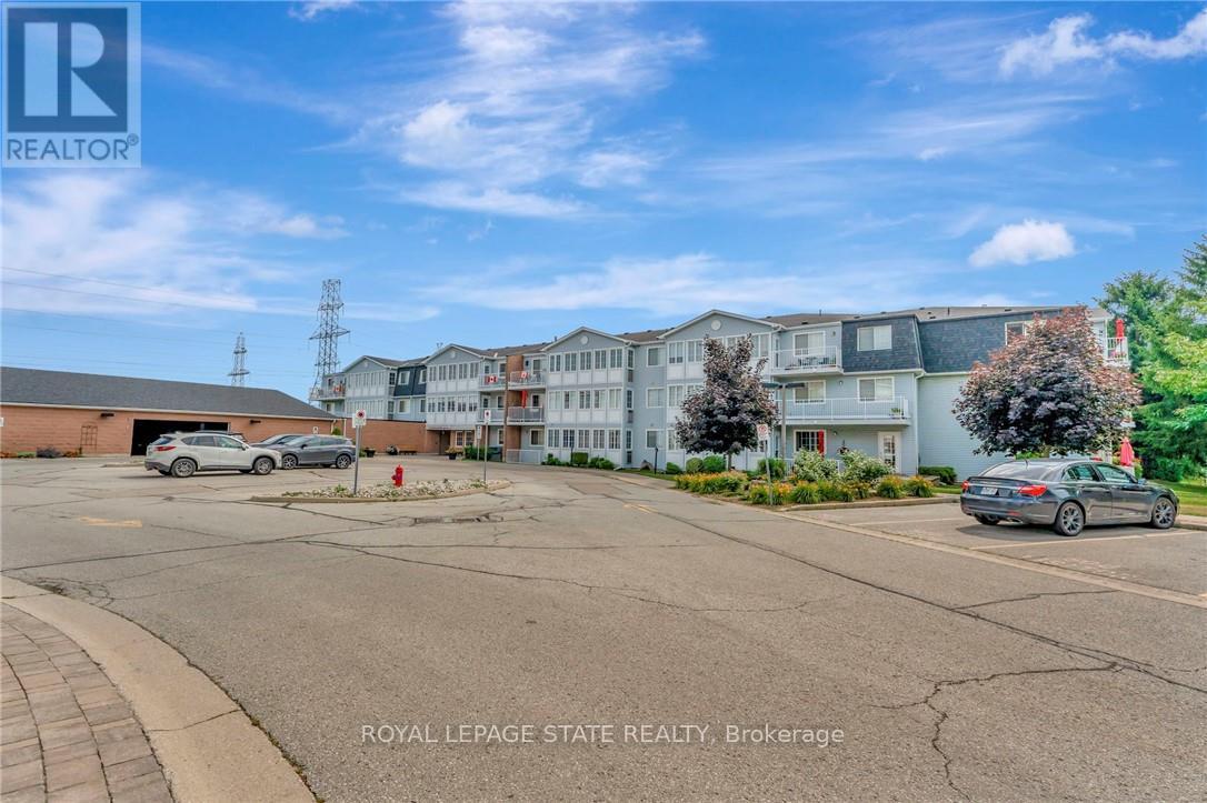 101 - 500 Silverbirch Boulevard, Hamilton, Ontario  L0R 1W0 - Photo 3 - X12407059