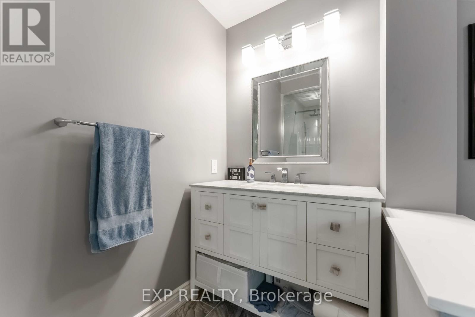 6805 Pebble Trail Way, Ottawa, Ontario  K4P 0B7 - Photo 37 - X12406732