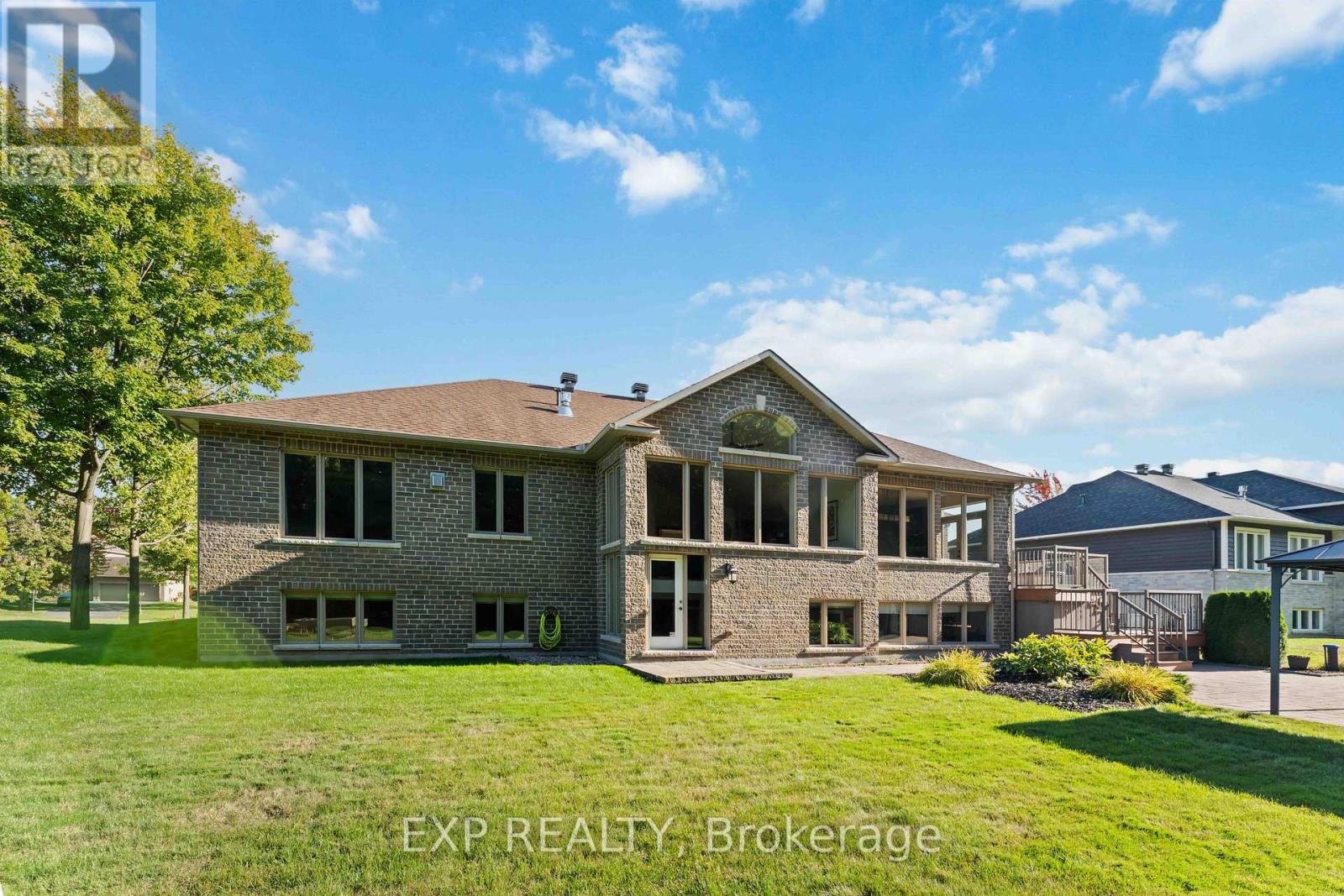 6805 Pebble Trail Way, Ottawa, Ontario  K4P 0B7 - Photo 45 - X12406732