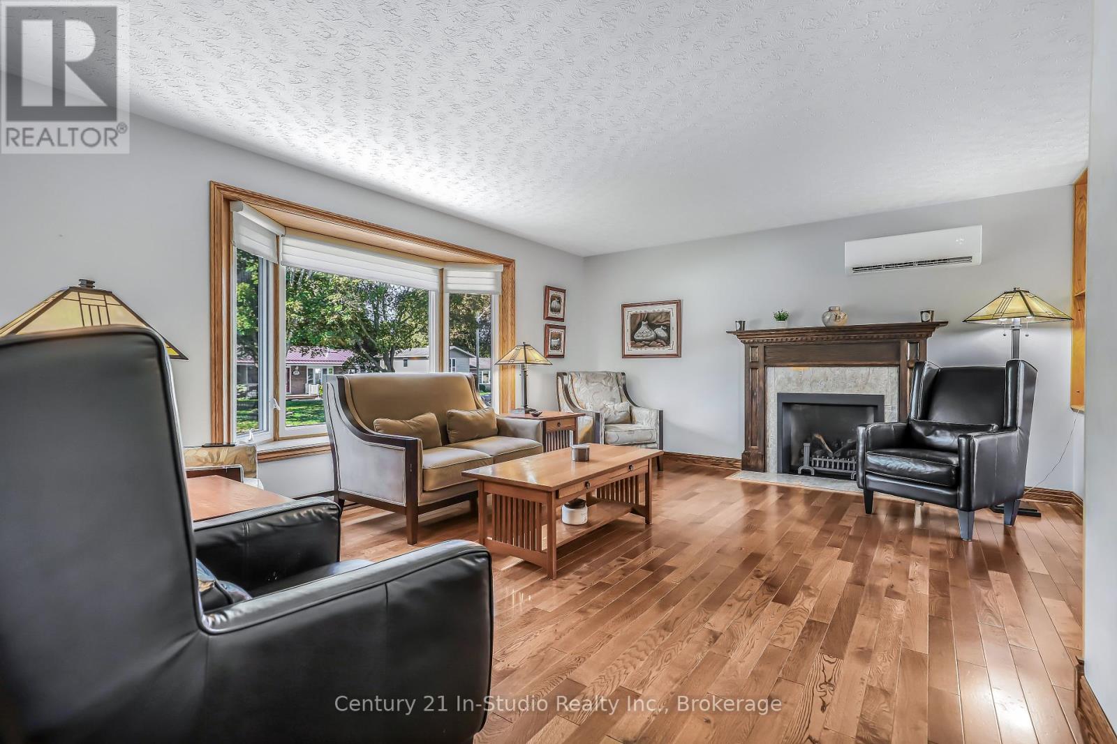393 Crawford Street, Saugeen Shores, Ontario  N0H 2C2 - Photo 21 - X12407239