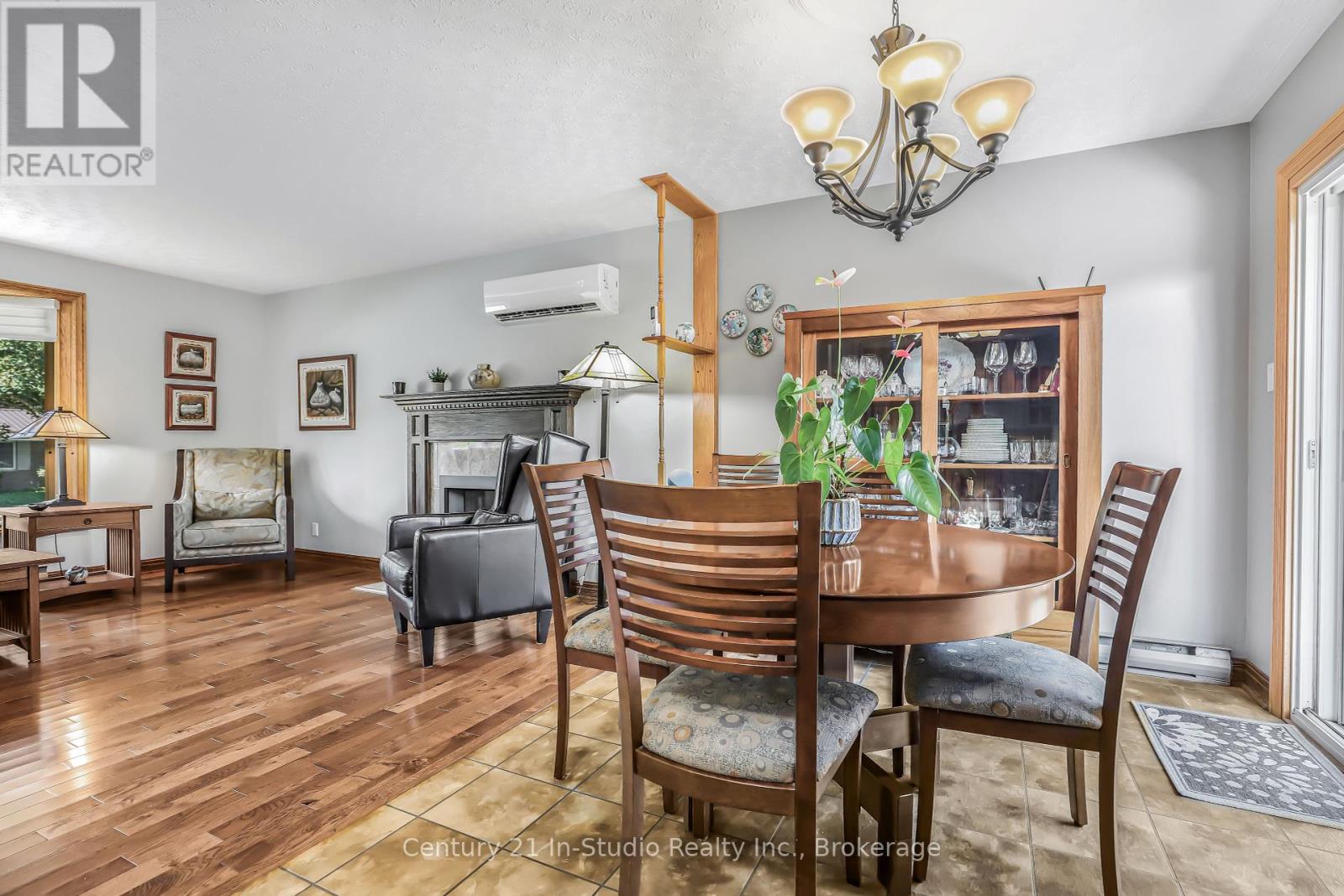 393 Crawford Street, Saugeen Shores, Ontario  N0H 2C2 - Photo 26 - X12407239