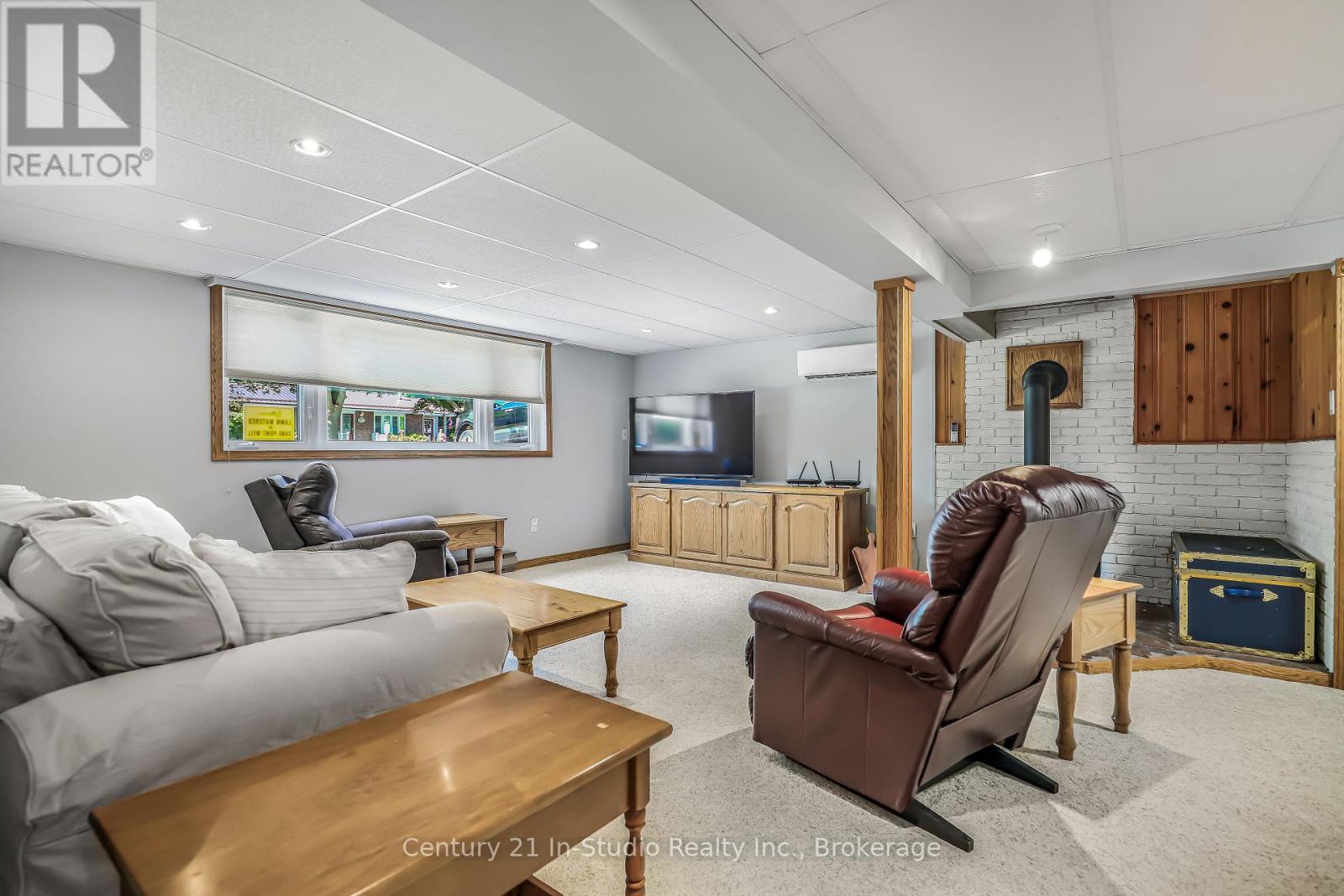 393 Crawford Street, Saugeen Shores, Ontario  N0H 2C2 - Photo 38 - X12407239