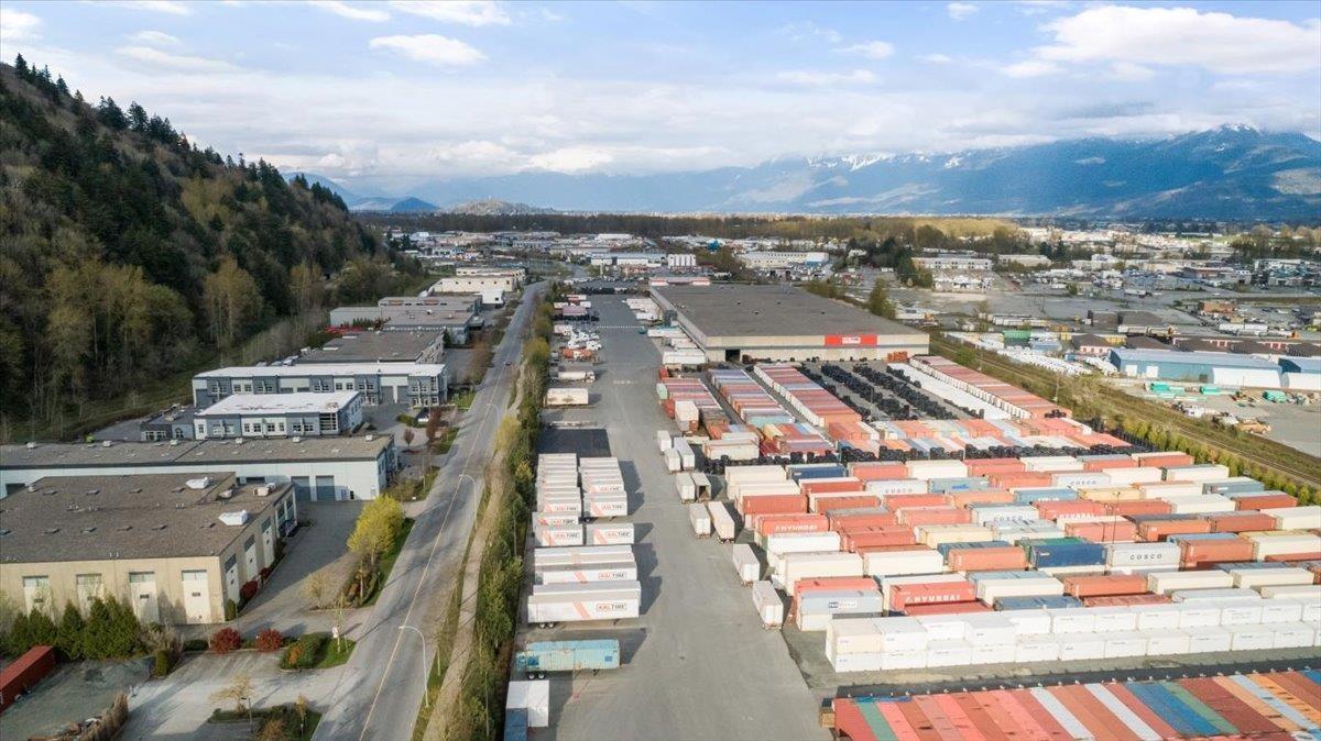 43871 Progress Way, West Chilliwack, Chilliwack, British Columbia  V2R 0E6 - Photo 8 - C8072252