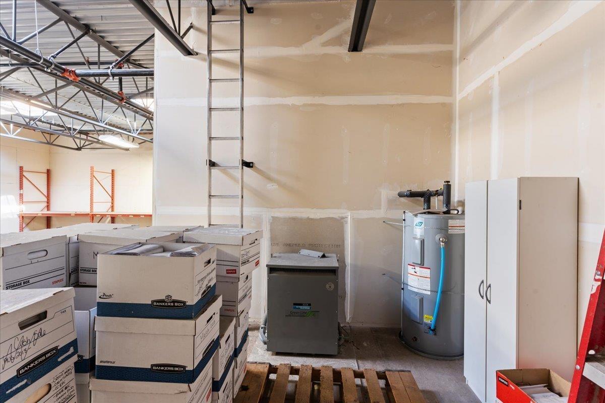 43871 Progress Way, West Chilliwack, Chilliwack, British Columbia  V2R 0E6 - Photo 34 - C8072252