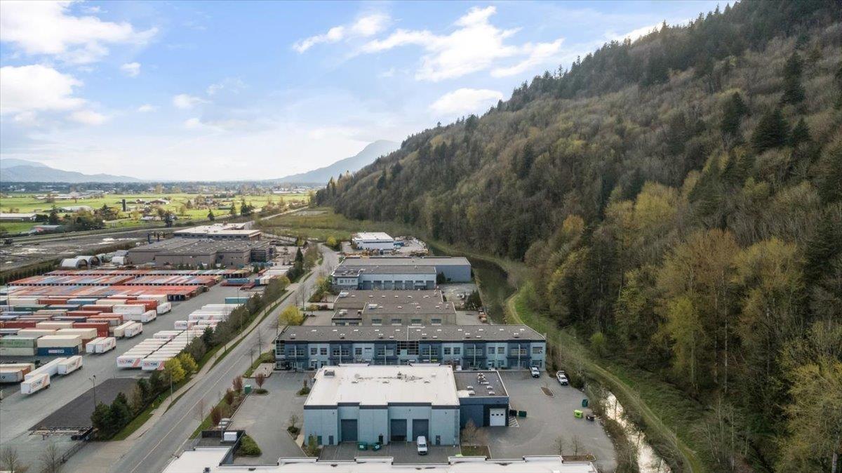 43871 Progress Way, West Chilliwack, Chilliwack, British Columbia  V2R 0E6 - Photo 11 - C8072252