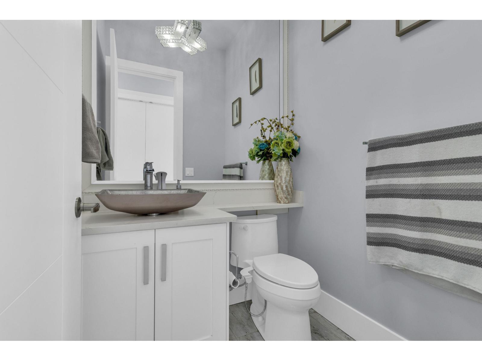 27977 Stagecoach Avenue, Abbotsford, British Columbia  V4X 1H5 - Photo 17 - R3047984