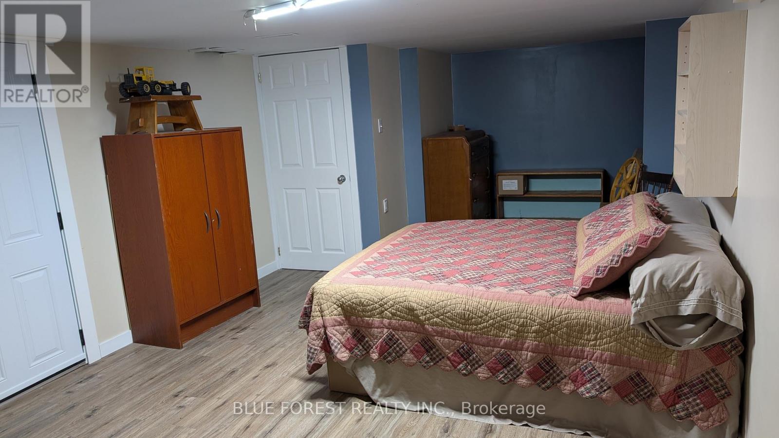 21948 Adelaide Street N, Middlesex Centre, Ontario  N0M 1C0 - Photo 29 - X12407235