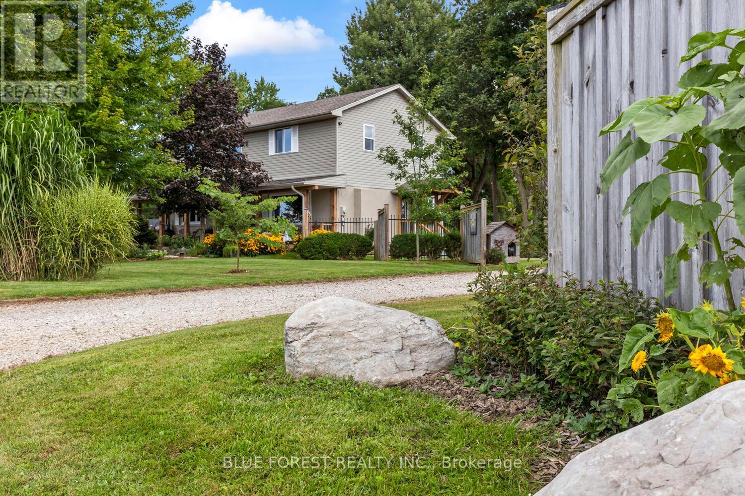 21948 Adelaide Street N, Middlesex Centre, Ontario  N0M 1C0 - Photo 6 - X12407235