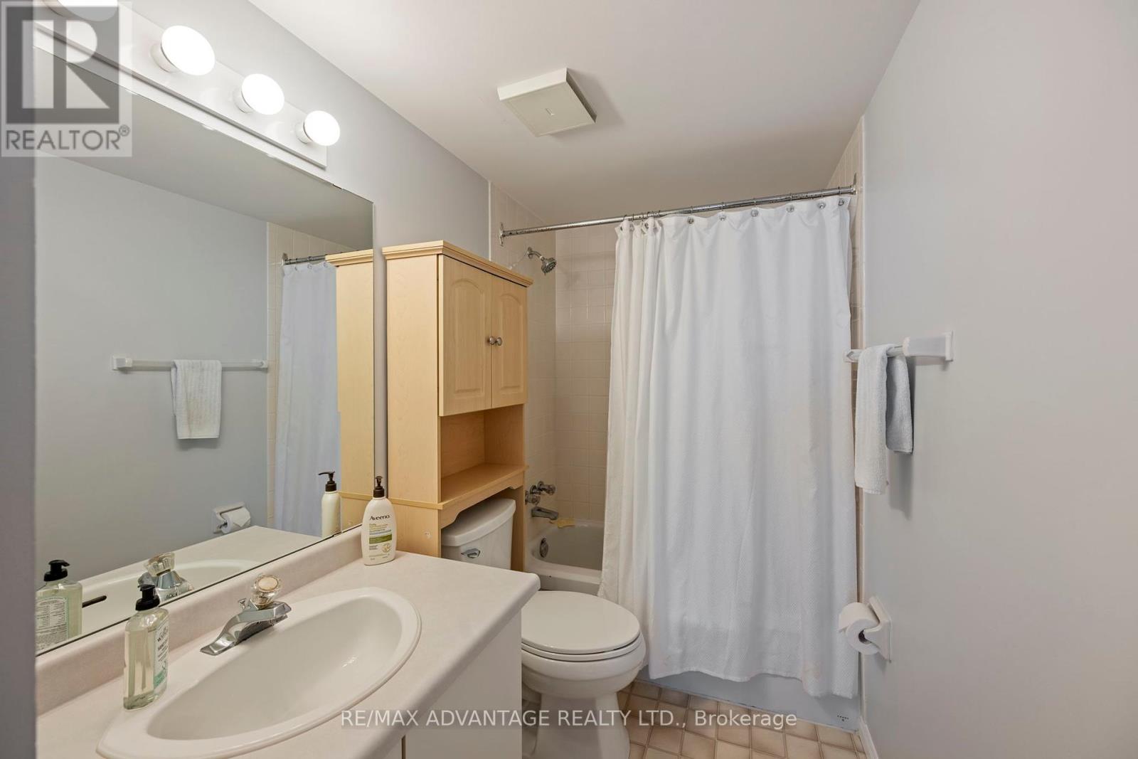 1106 - 155 Kent Street, London East, Ontario  N6A 5N7 - Photo 14 - X12407291