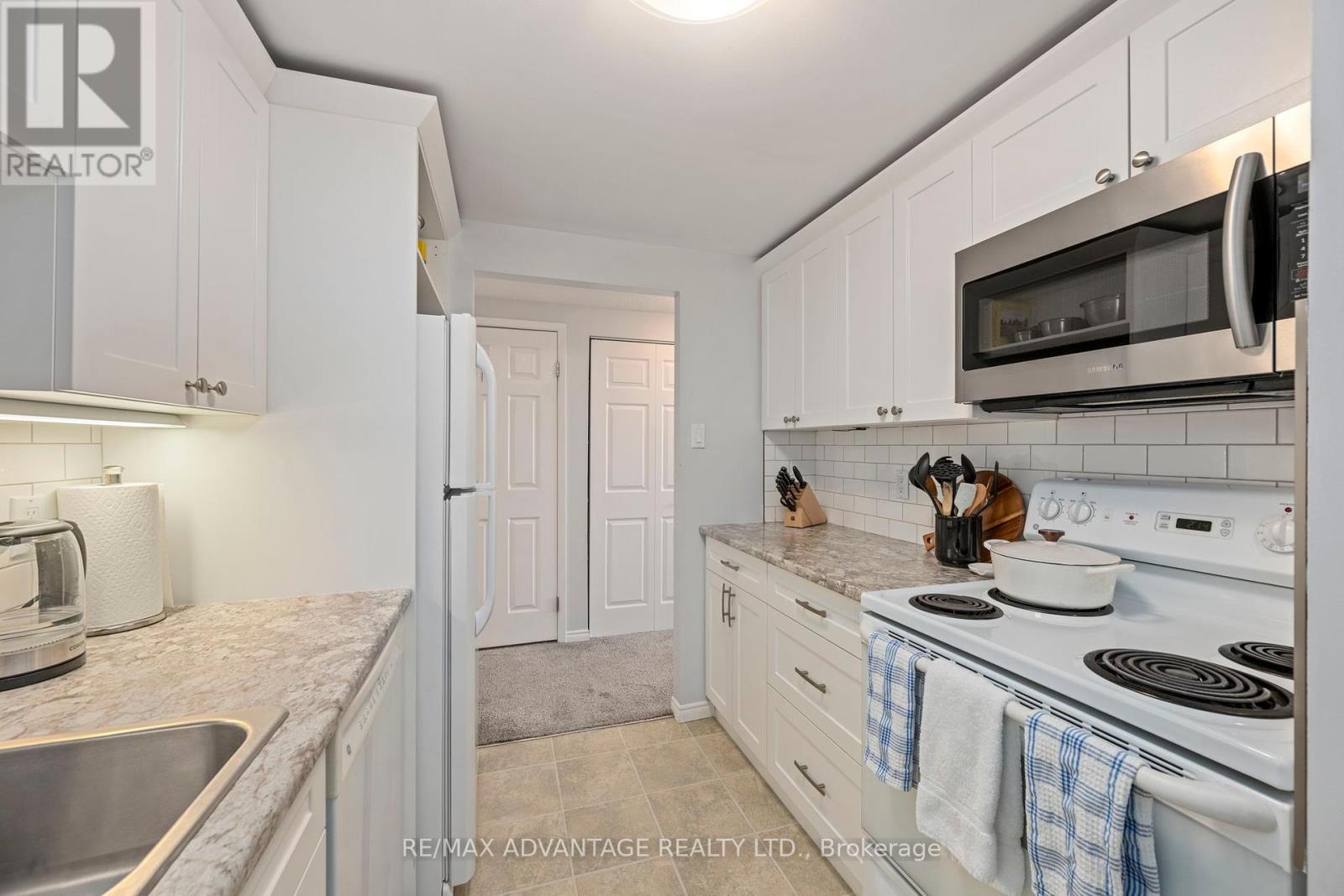 1106 - 155 Kent Street, London East, Ontario  N6A 5N7 - Photo 7 - X12407291