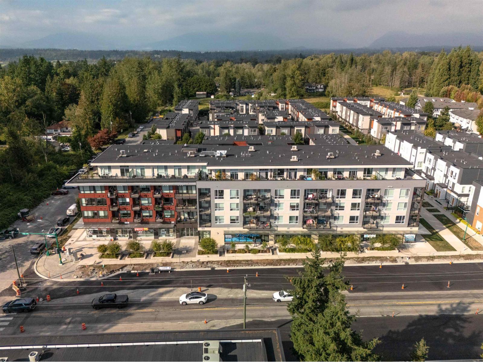 313 18811 72 Avenue, Surrey, British Columbia  V4N 6W7 - Photo 2 - R3048042
