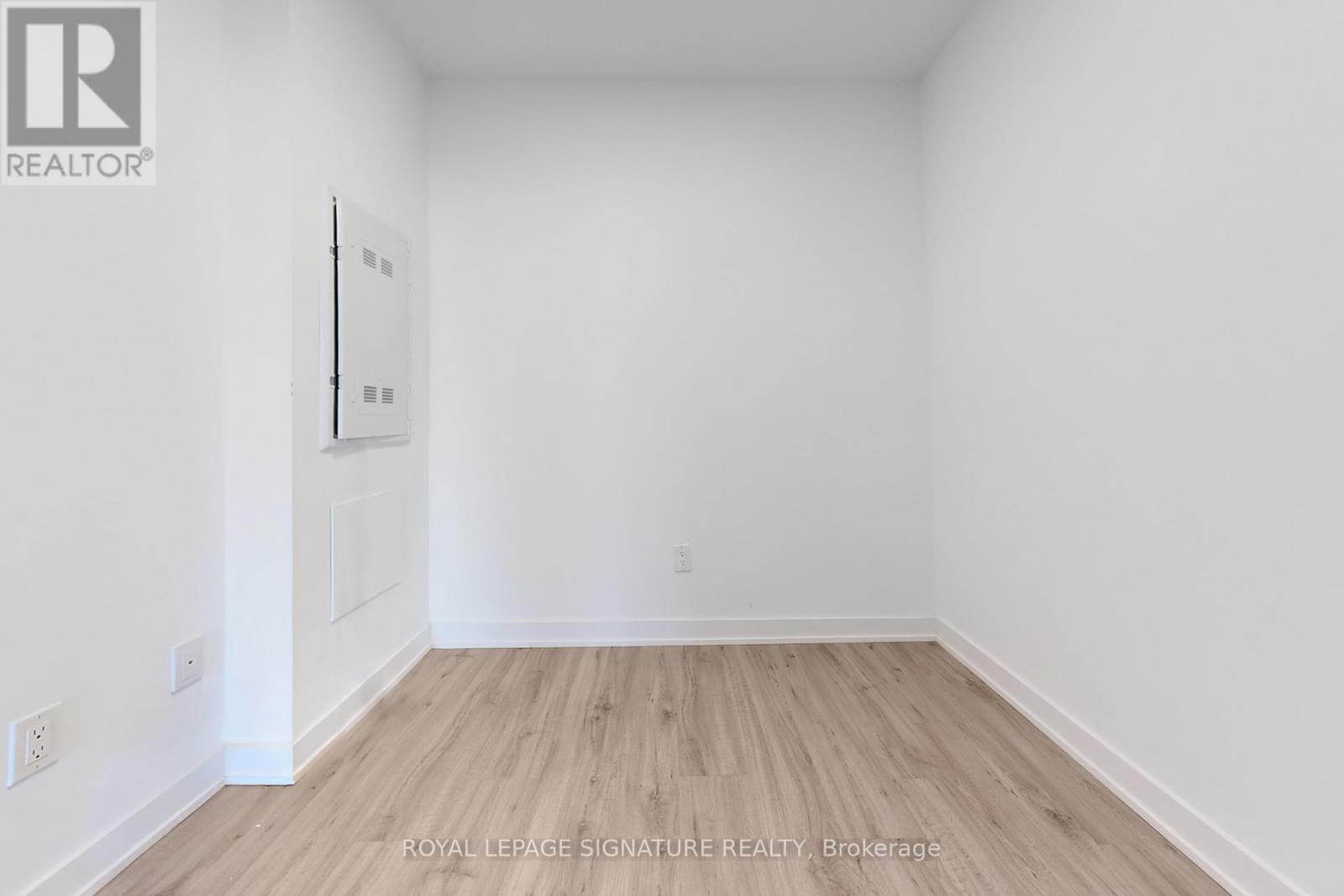 1905 - 252 Church Street, Toronto, Ontario  M5B 0E6 - Photo 10 - C12407151