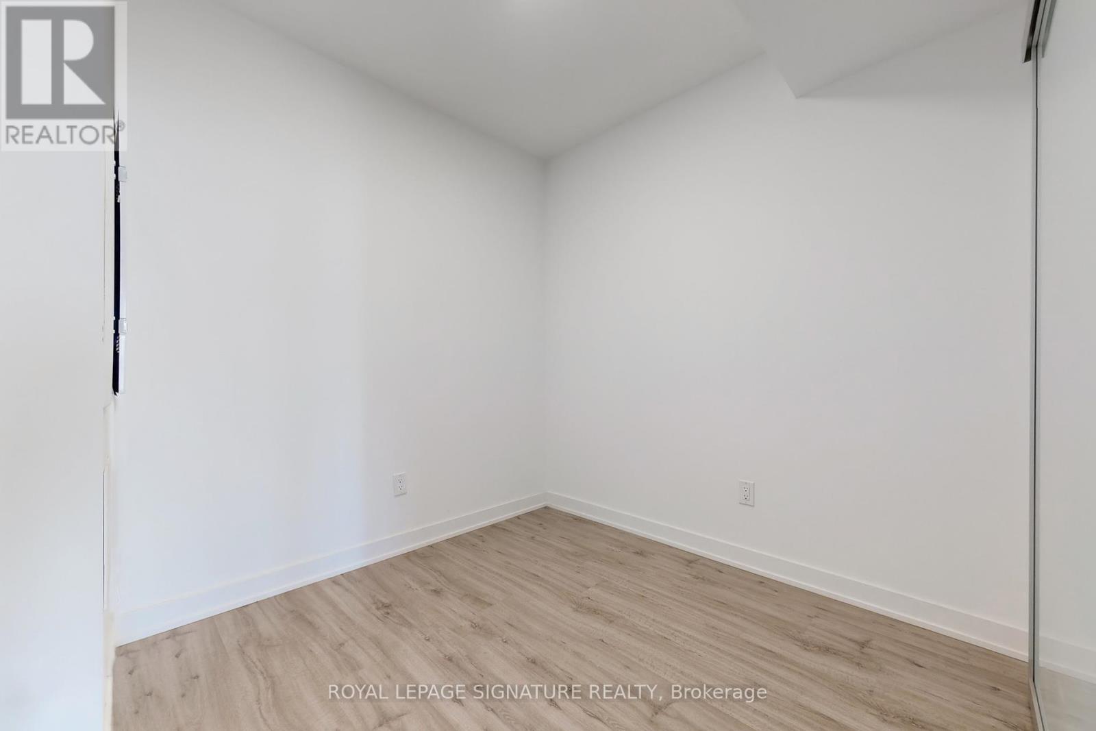 1905 - 252 Church Street, Toronto, Ontario  M5B 0E6 - Photo 11 - C12407151