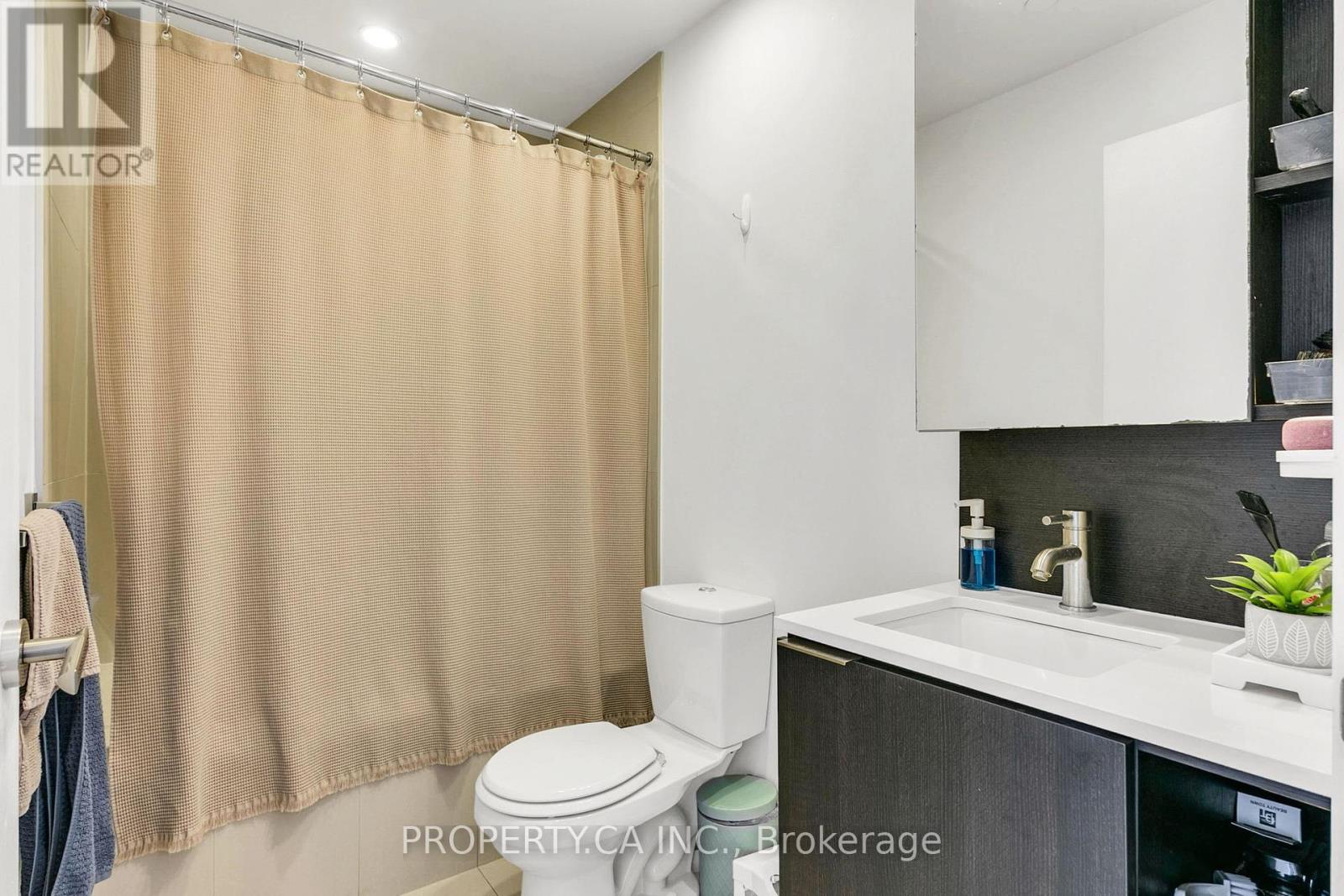 2213 - 170 Sumach Street, Toronto, Ontario  M5A 0C3 - Photo 22 - C12407212