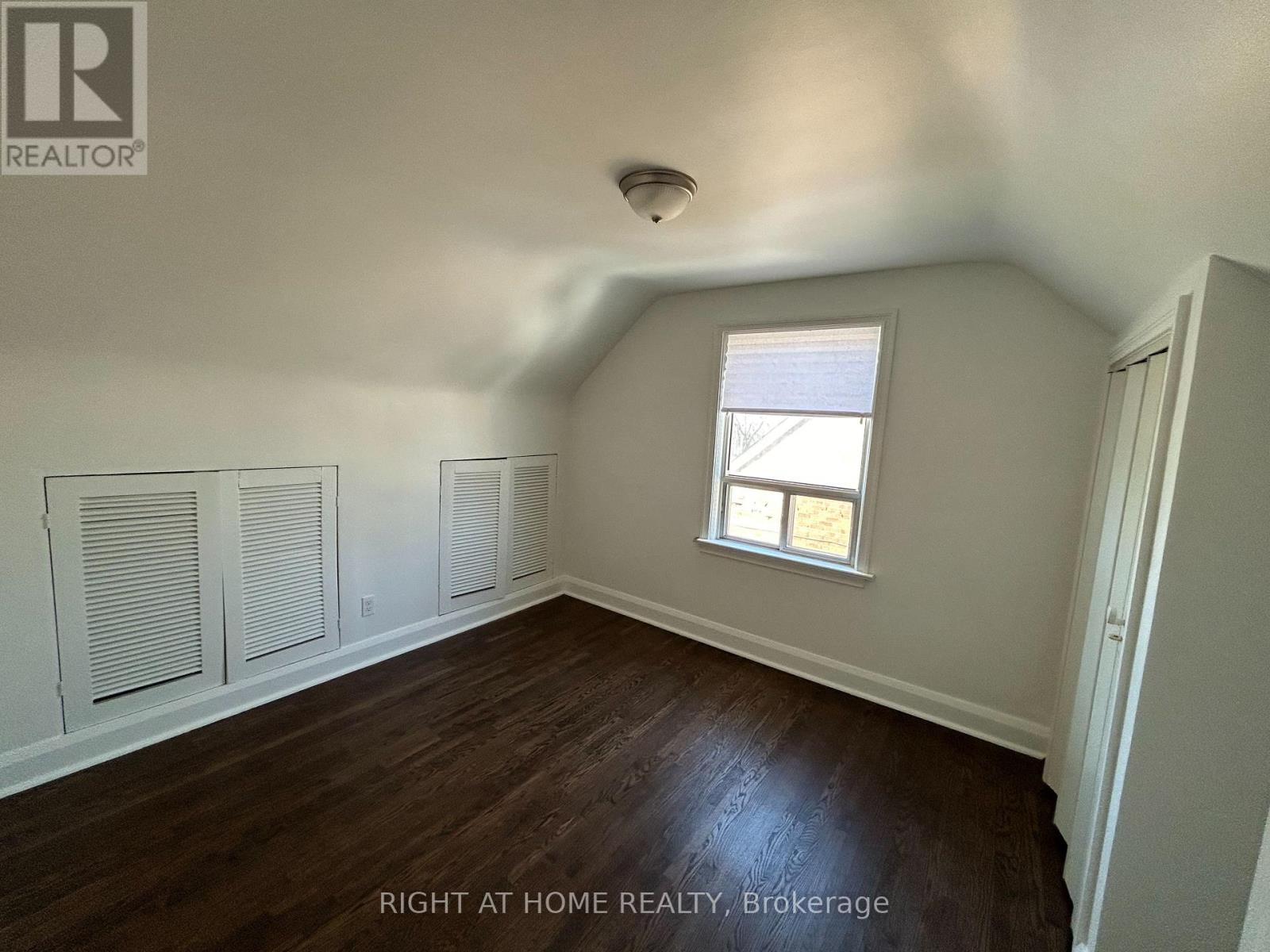 50 Moore Park Avenue, Toronto, Ontario  M2M 1M9 - Photo 12 - C12407215