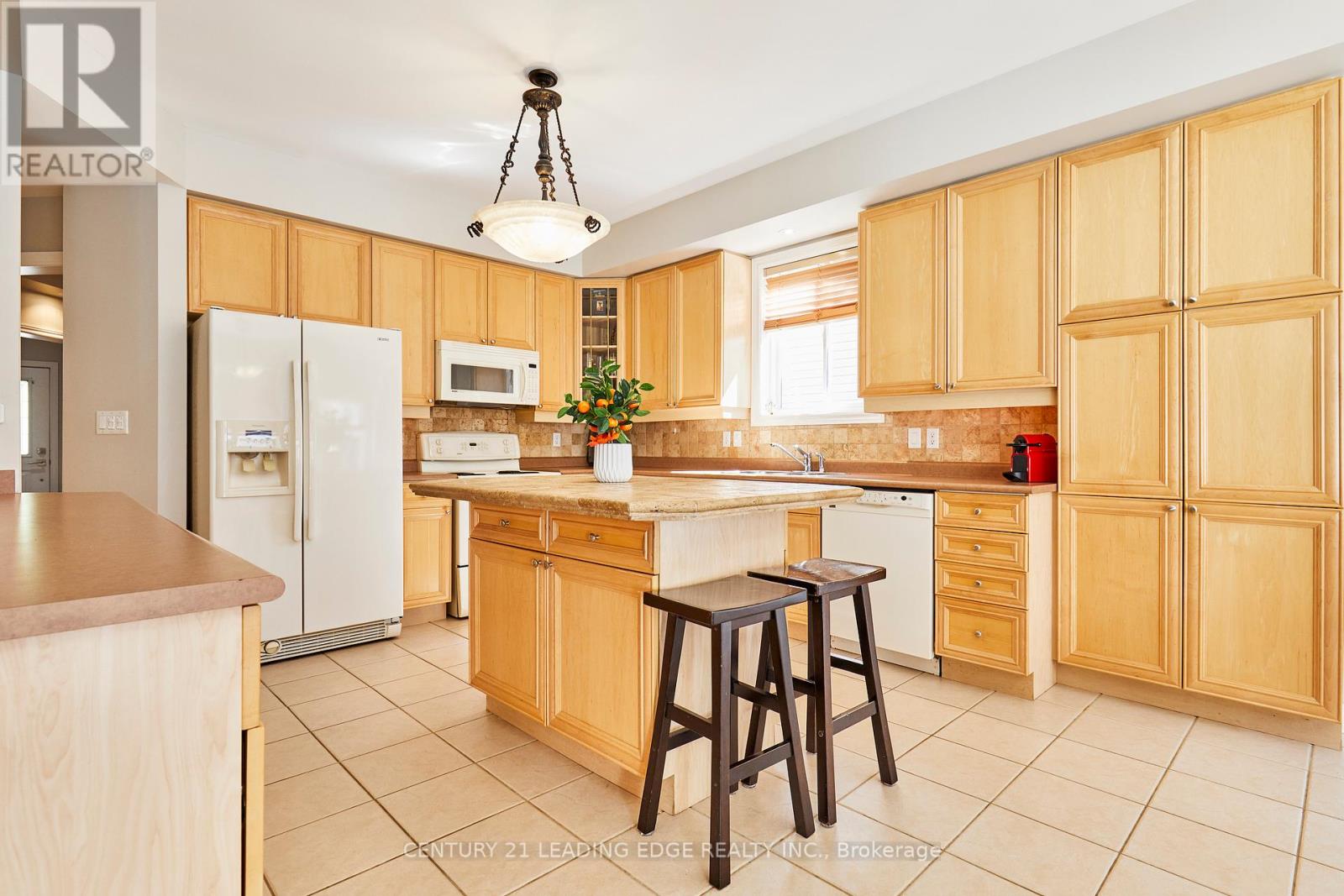 74 Darius Harns Drive, Whitby, Ontario  L1M 2G7 - Photo 24 - E12407191
