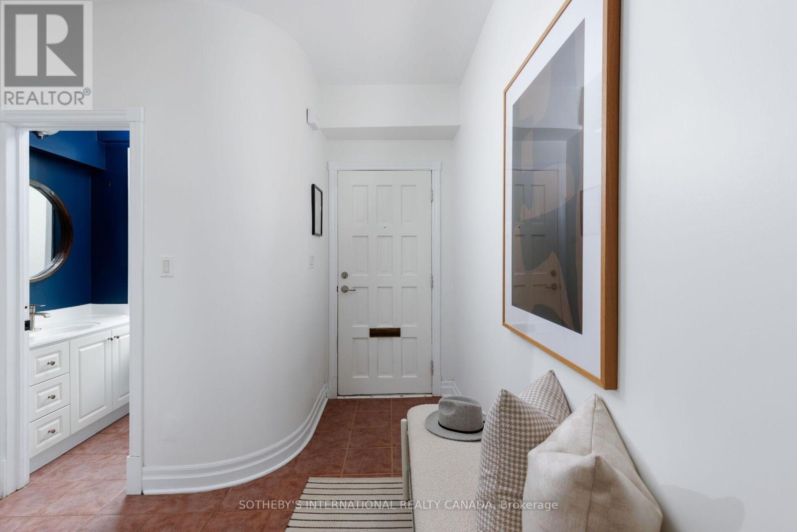 234 Waverley Road, Toronto (The Beaches), Ontario  M4L 3T3 - Photo 7 - E12407205